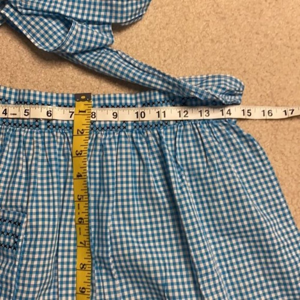 Vintage circa 1950 Apron - Picture 3 of 6